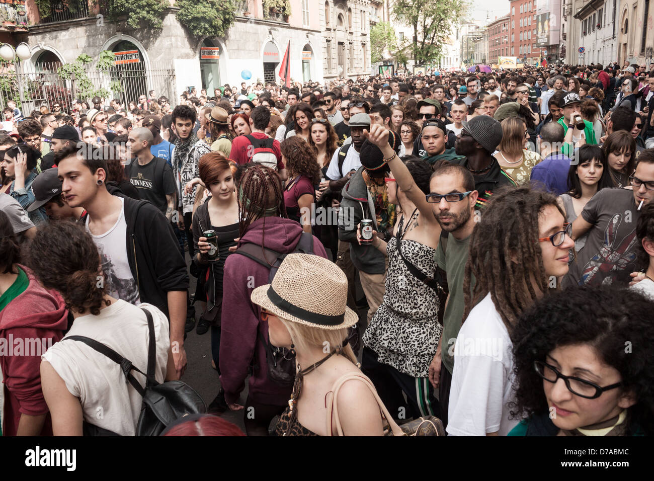 Milan, Italy - May 1, 2013: People march in the streets for the traditional  May Day parade Stock Photo - Alamy