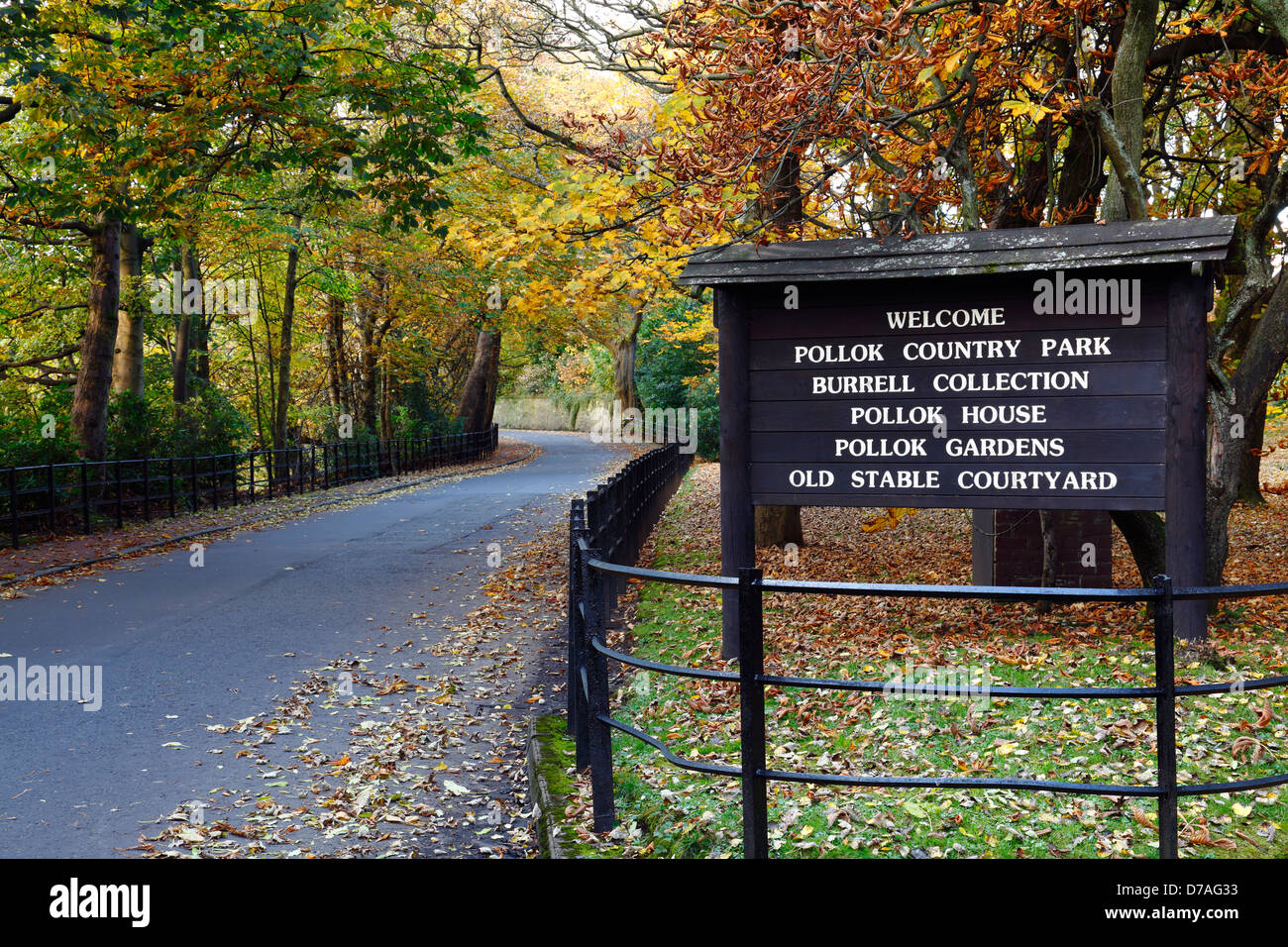 Information and welcome sign at the entrance to Pollok Country Park in Autumn, Glasgow, Scotland, UK Stock Photo