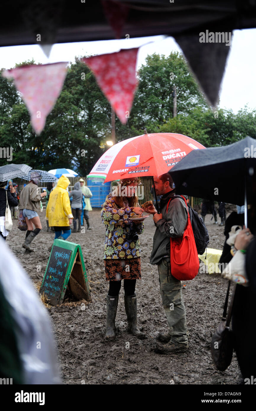 Glastonbury festival mud hi-res stock photography and images - Alamy