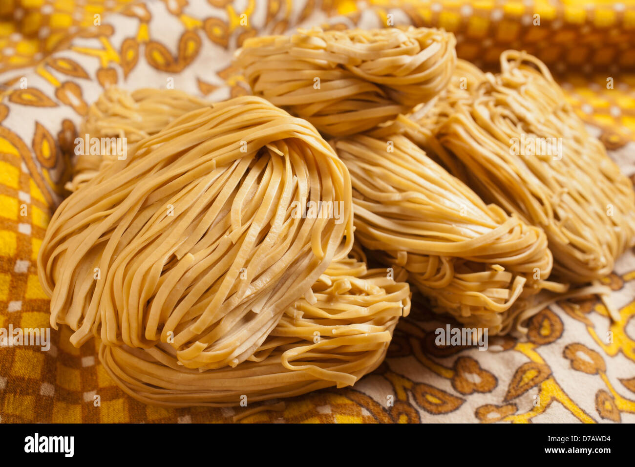 Dry Chinese Egg Noodles Stock Photo Alamy dry-chinese-egg-noodles-stock-photo-alamy