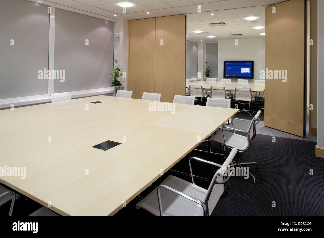 Business meeting room design hi-res stock photography and images - Alamy