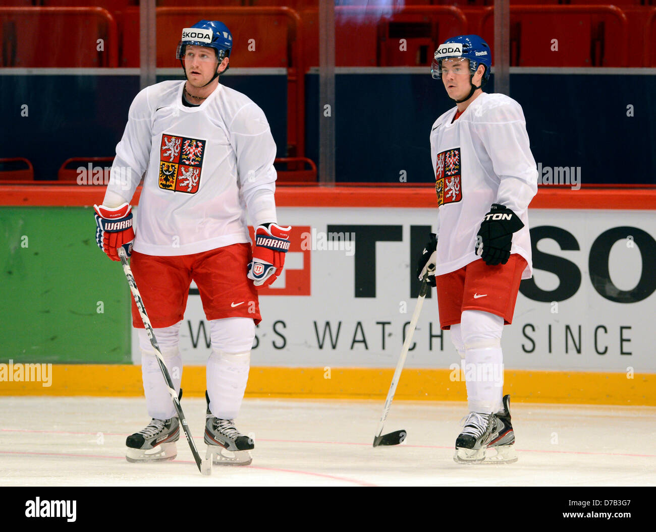 Czech ice hockey players Jiri Tlusty (left) and Jiri Hudler are seen