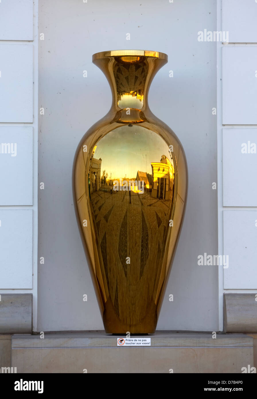 Reflected in a golden vase, the Courthouses of Cite Judiciaire, City of Luxembourg, Luxembourg, Europe Stock Photo