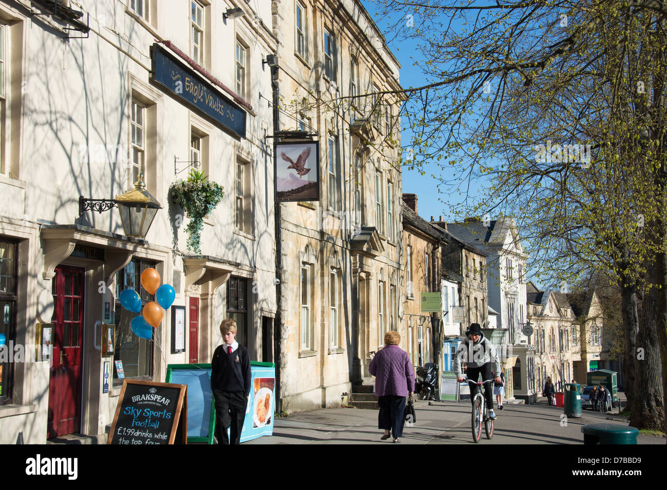 WITNEY, OXFORDSHIRE, UK. A View Along Witney High Street. 2013 Stock ...