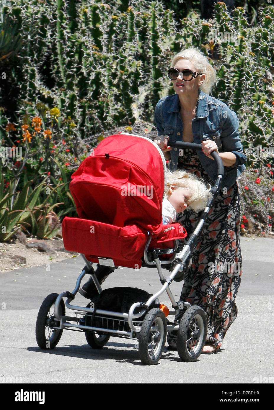 Gwen Stefani and son Zuma Rossdale Gwen Stefani pushing her stroller as