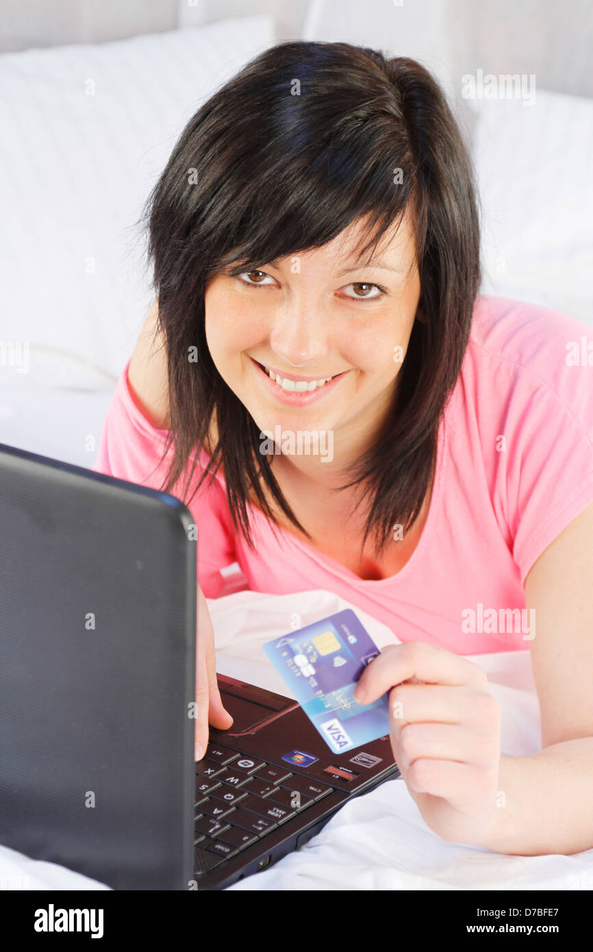 Old credit card user hi-res stock photography and images - Alamy