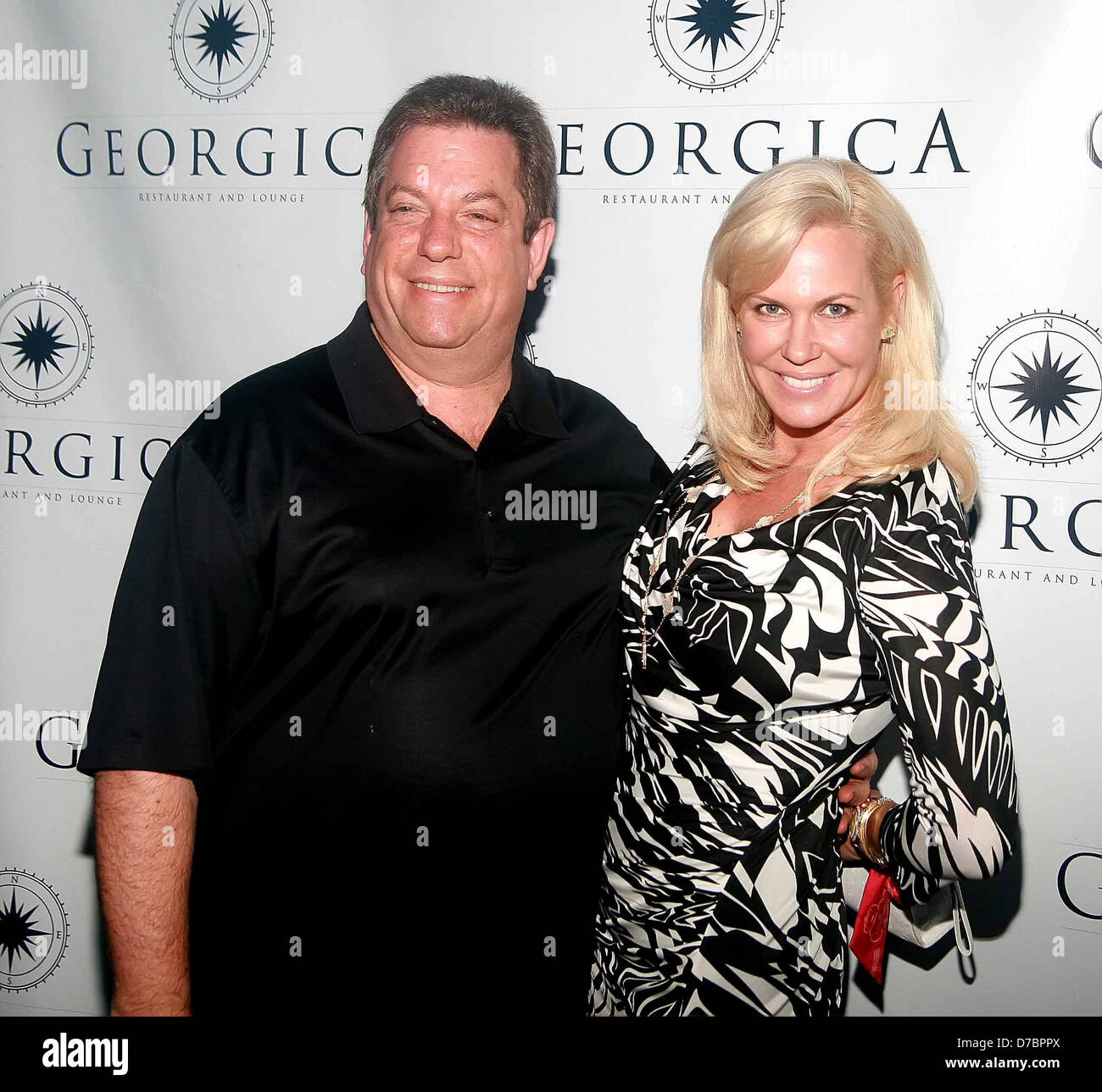 Art Modell and Patricia Modell attend Jessica White's Angel Wings Foundation benefit for Unicef at Georgica Wainscott, New York Stock Photo