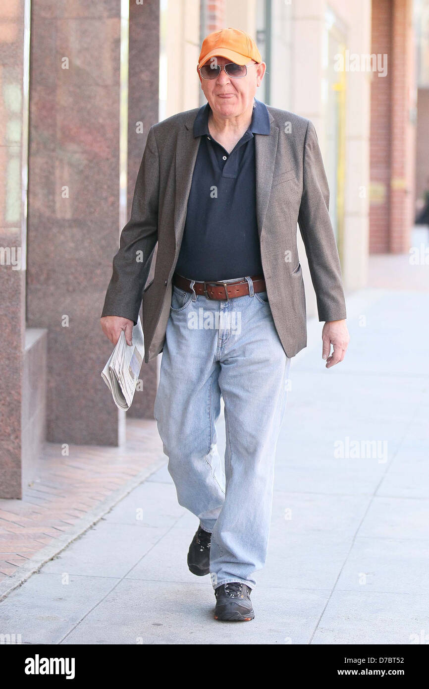 Daniel Benzali arriving at a medical office in Beverly Hills Los Angeles, California - 27.05.11 Stock Photo