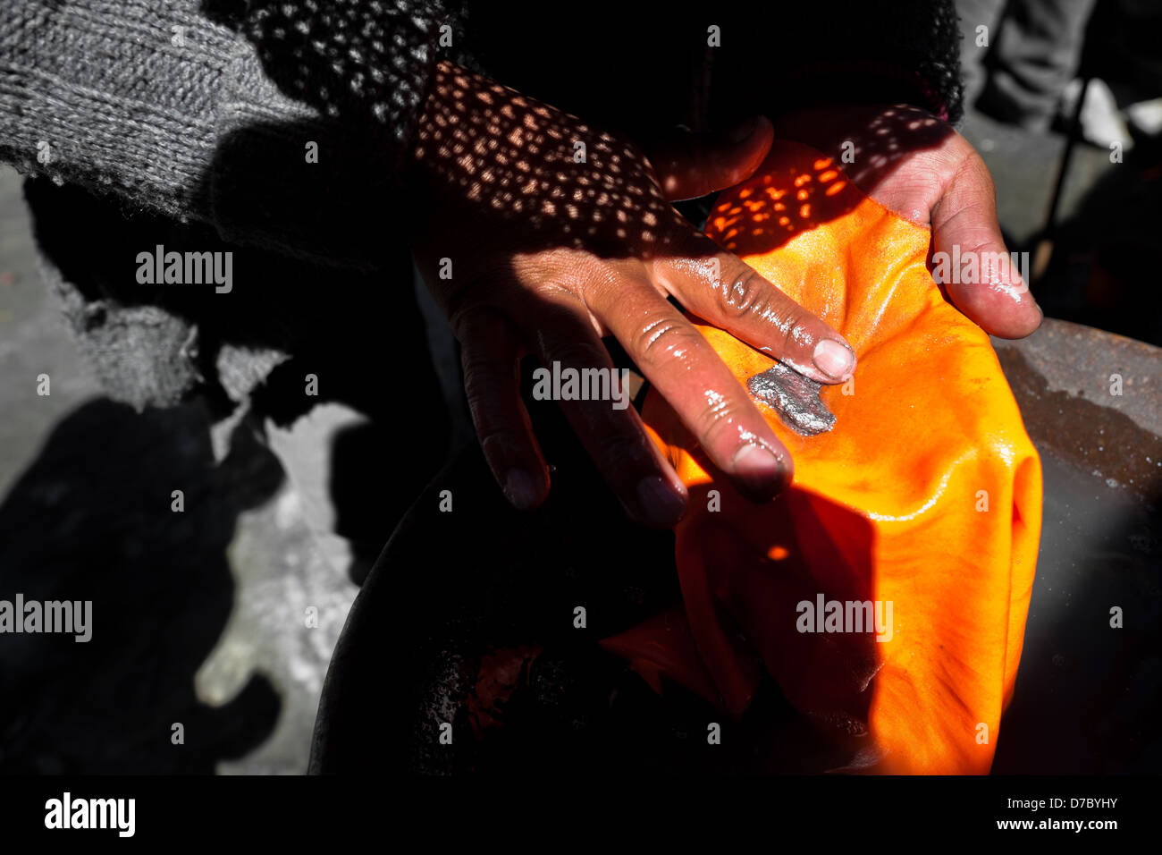 Mercury gold mining hires stock photography and images Alamy