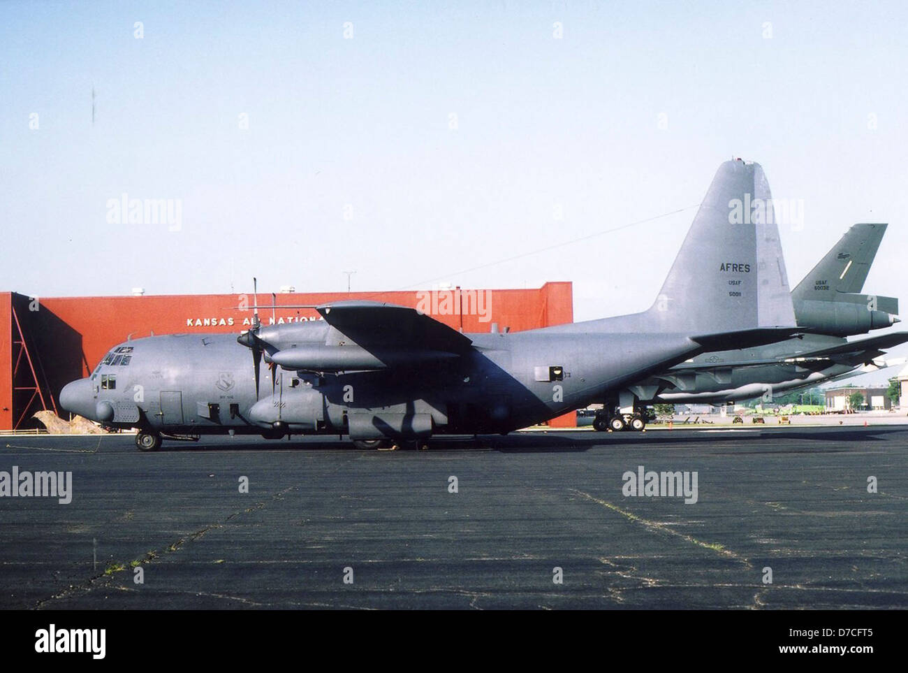 Ac 130a hi-res stock photography and images - Alamy