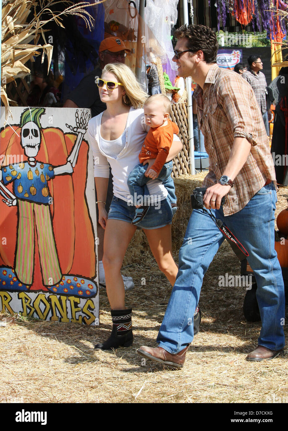 Ali Larter with husband Hayes MacArthur and their son Theodore