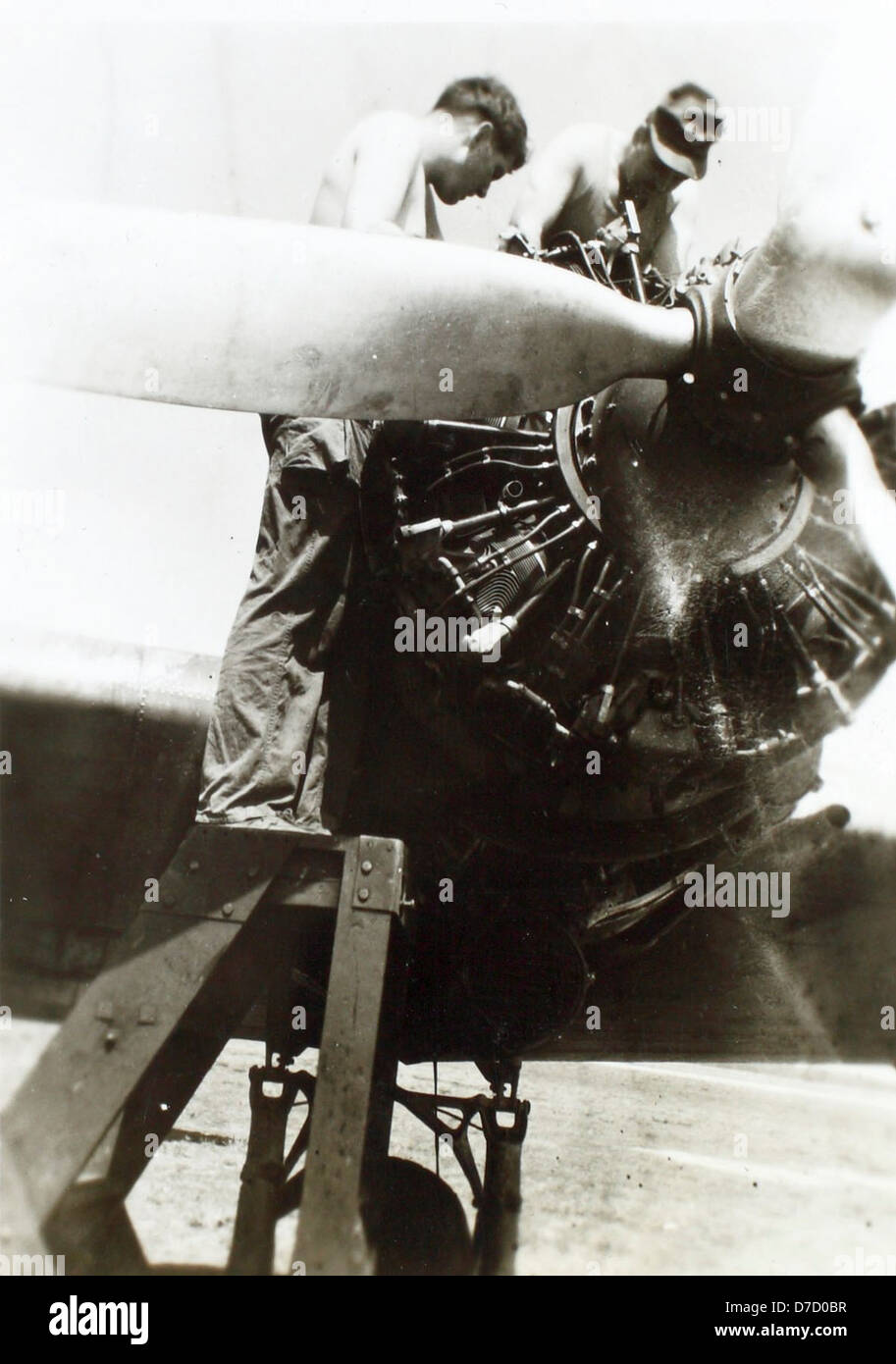 Wartime engine maintenance hi-res stock photography and images - Alamy