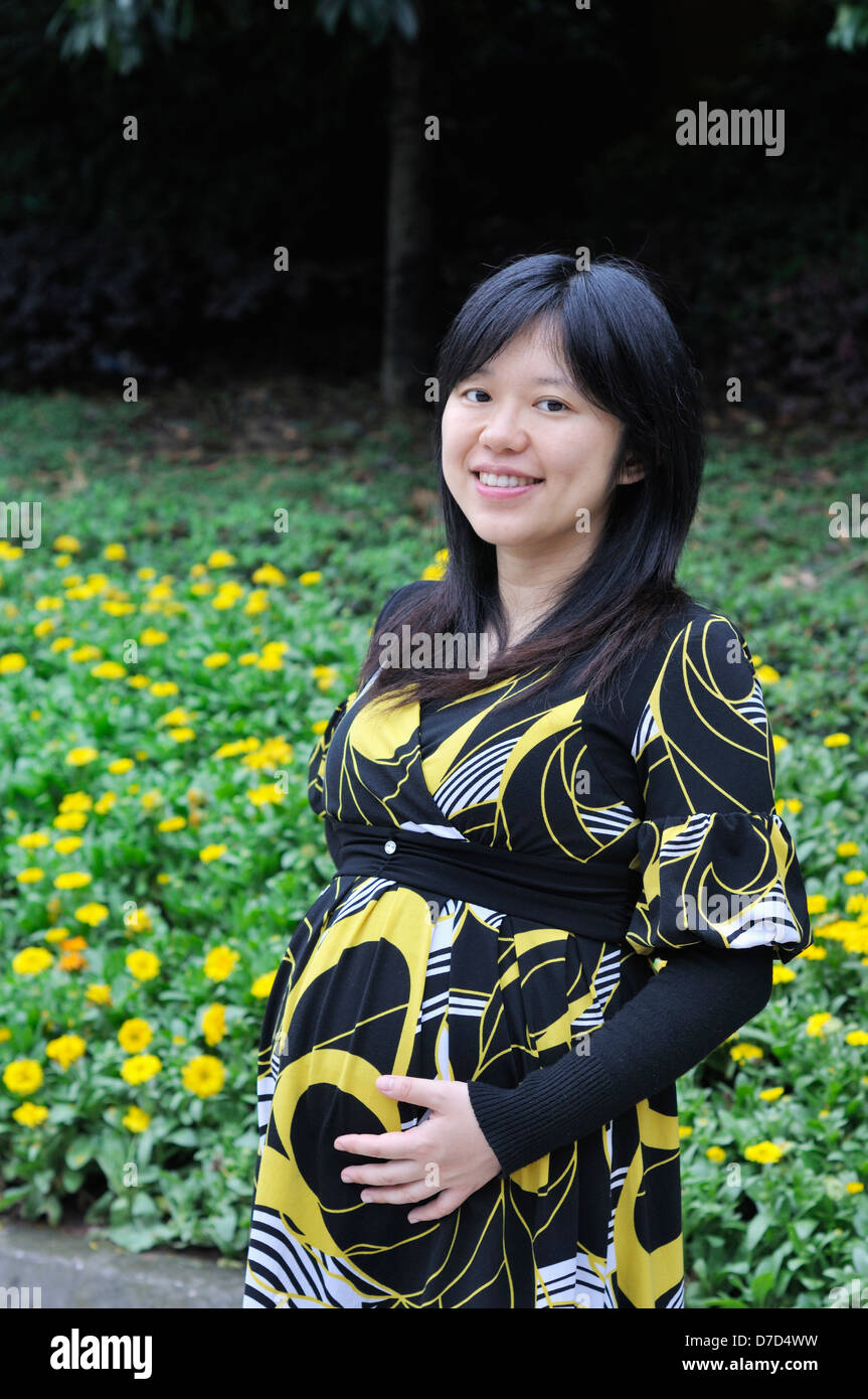 pregnant asian woman,pregnant chinese woman Stock Photo