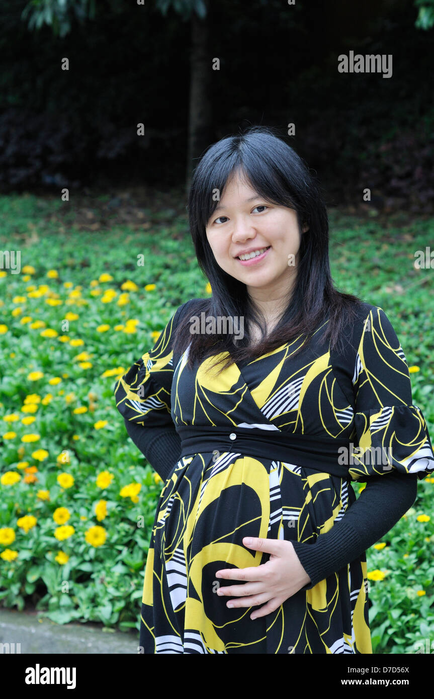 pregnant asian woman,pregnant chinese woman Stock Photo