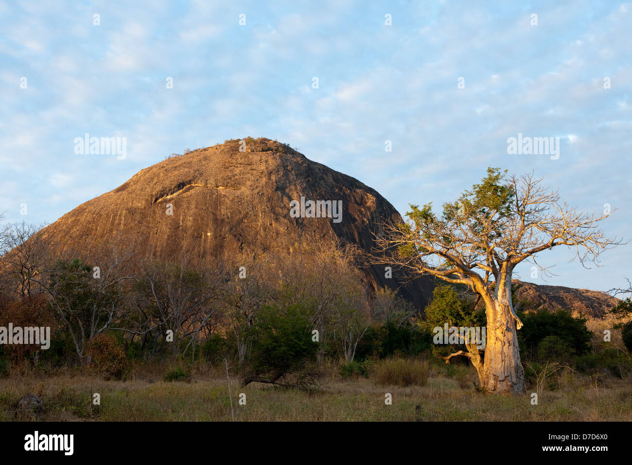 Granite boulders dominate the scenery, Niassa Game Reserve, Mozambique Stock Photo