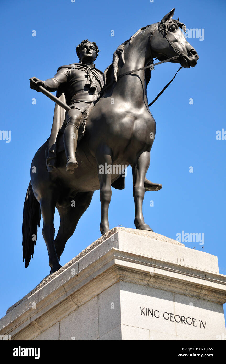 London, England, UK. Statue (1843: Sir Francis Chantrey) of King George IV (1762-1830) in Trafalgar Square. Stock Photo