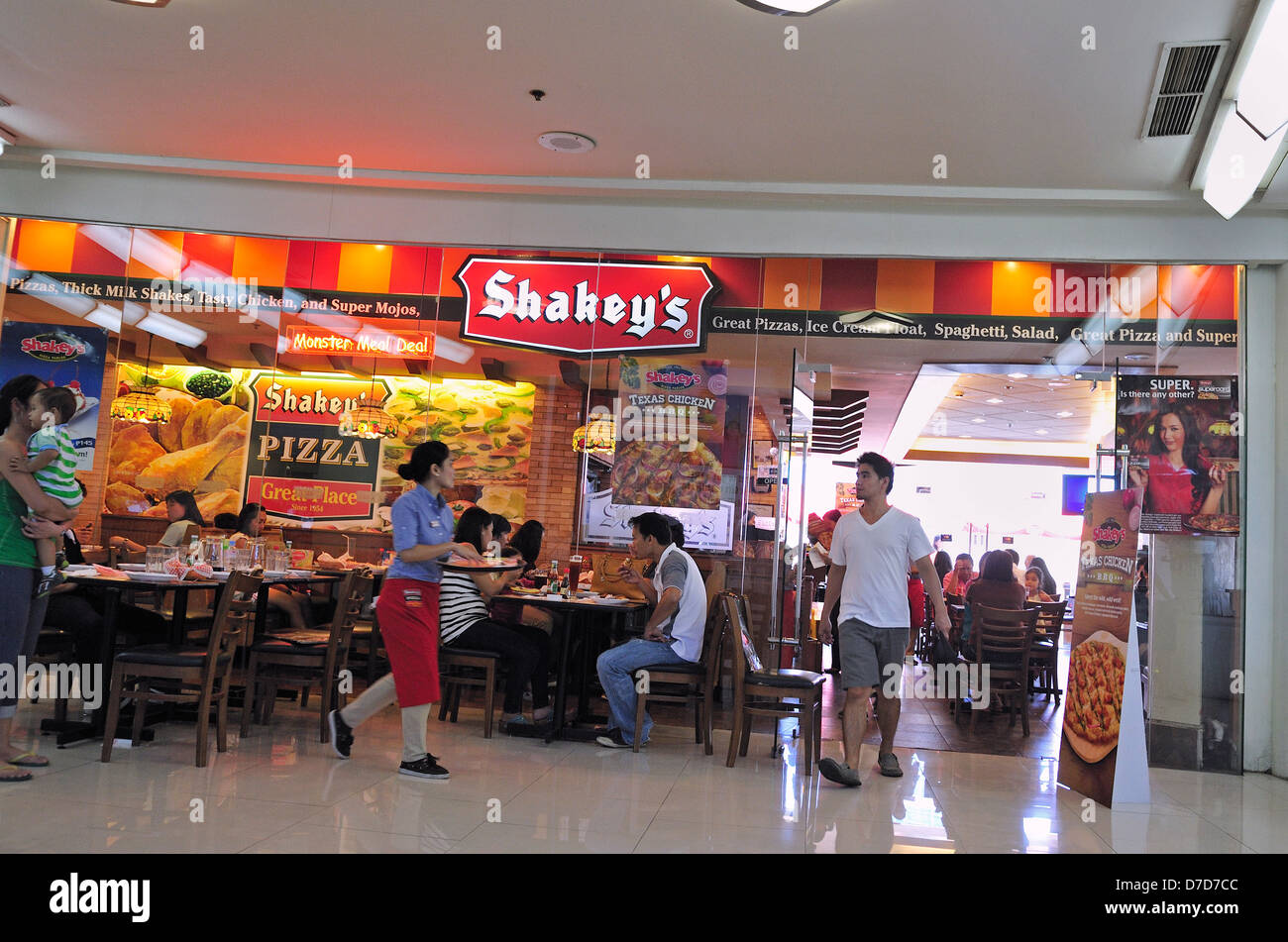 Shakey's Restaurant Ayala Center Cebu City Philippines Stock Photo