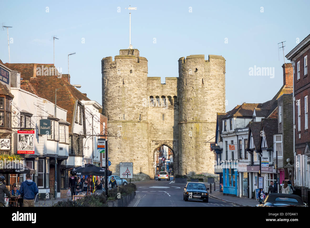 westgate-towers-medieval-gateway-from-st-dunstans-street-canterbury