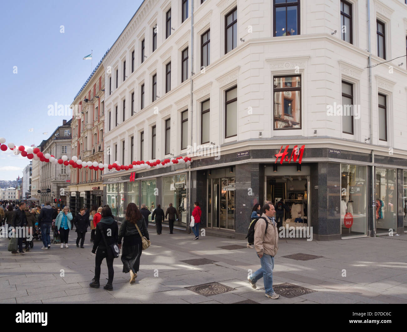H&M shop in Karl Johan street, main shopping street in Oslo Norway Stock  Photo - Alamy