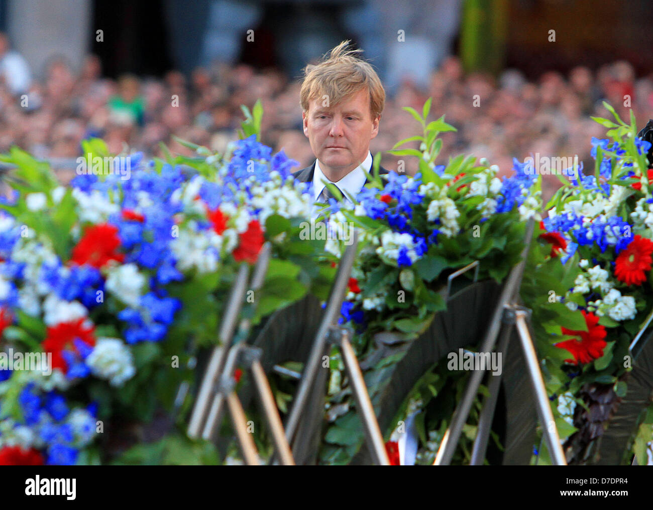 Dutch King Willem-Alexander at the wreath laying ceremony at the WWII memorial at the monument op de Dam in Amsterdam 04-05-2013 Photo: Albert Nieboer-RPE / NETHETRLANDS OUT Stock Photo