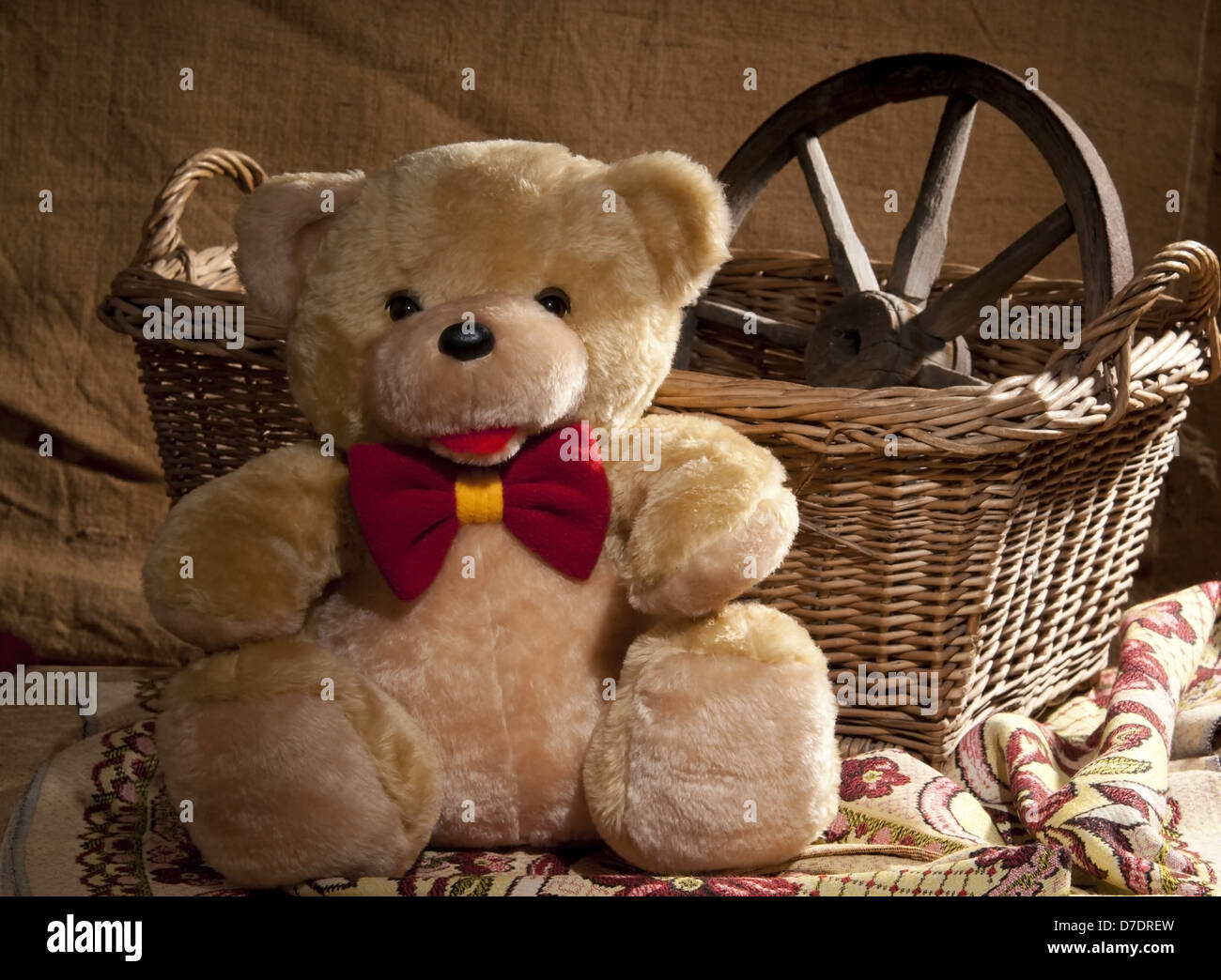 Vintage teddy bear plush hi-res stock photography and images - Alamy