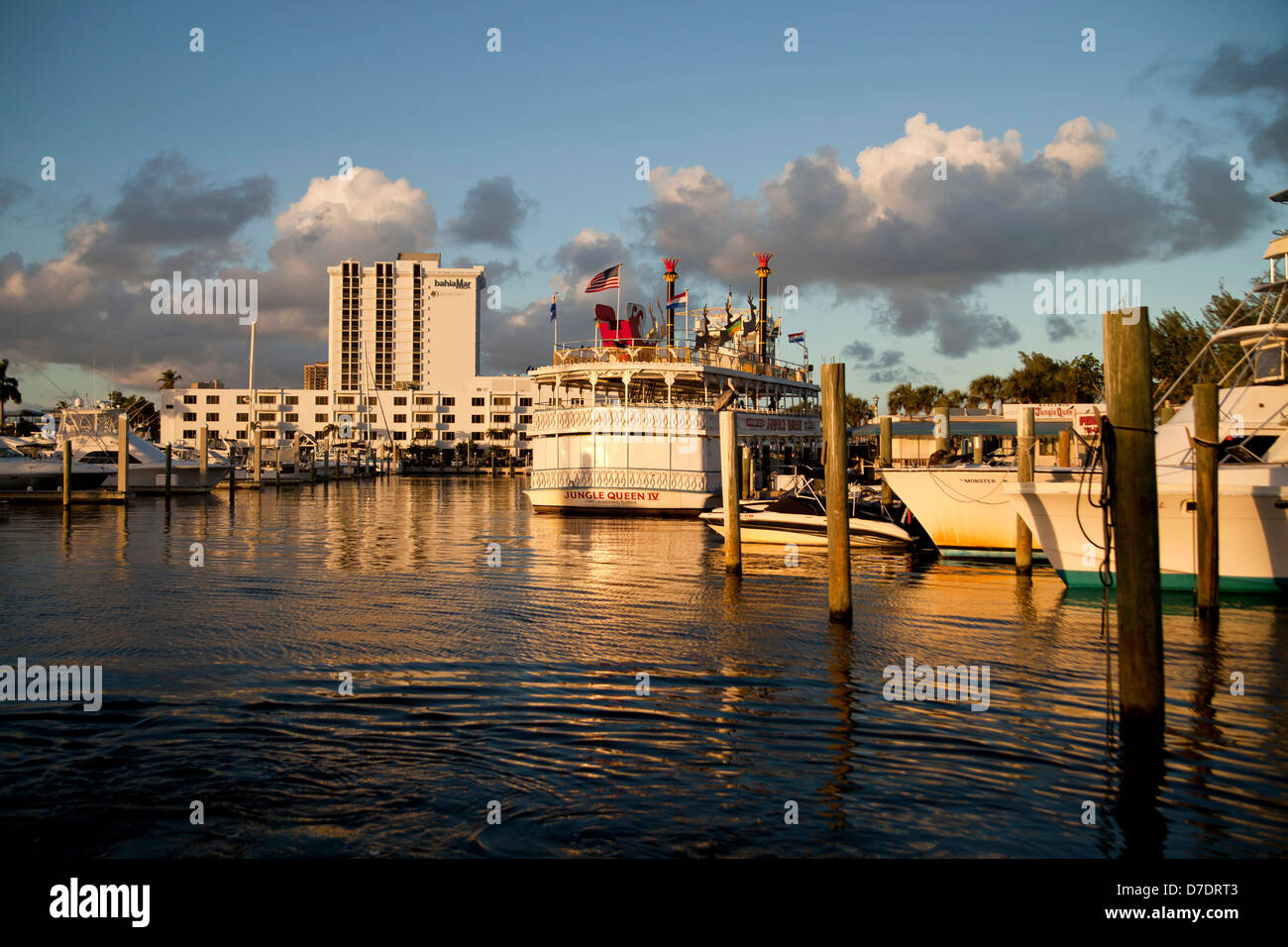 Jungle queen riverboat hires stock photography and images Alamy