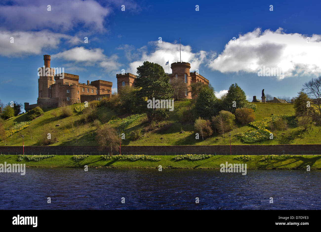 INVERNESS CASTLE AND THE RIVER NESS CITY CENTRE HIGHLANDS SCOTLAND Stock Photo
