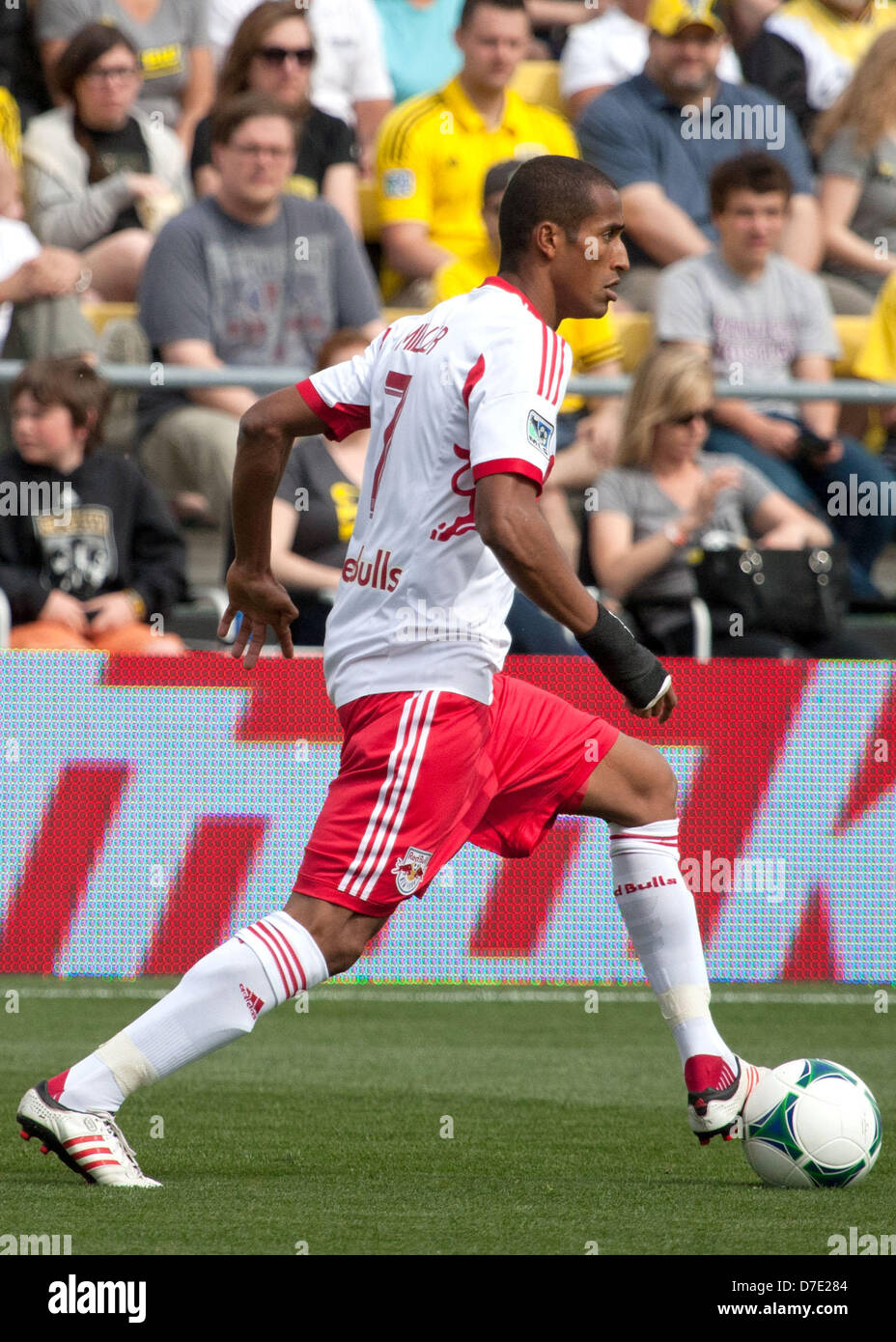 May 4, 2013 - May 04, 2013: New York Red Bulls Roy Miller (7) with the ball during the Major League Soccer match between the New York Red Bulls and the Columbus Crew at Columbus Crew Stadium in Columbus, OH Stock Photo