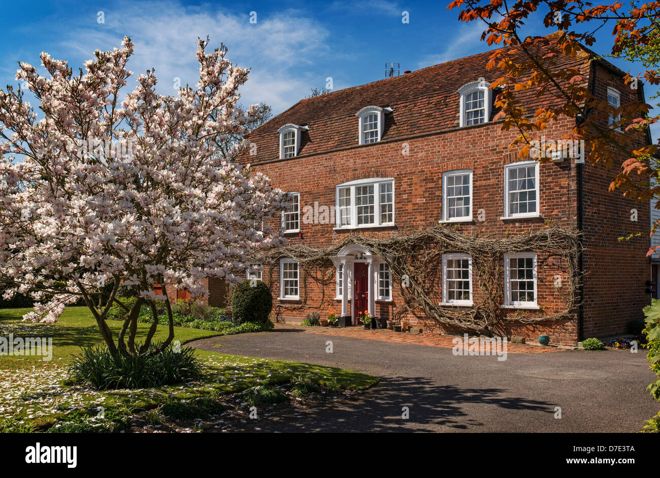 Spring in the house hi-res stock photography and images - Alamy