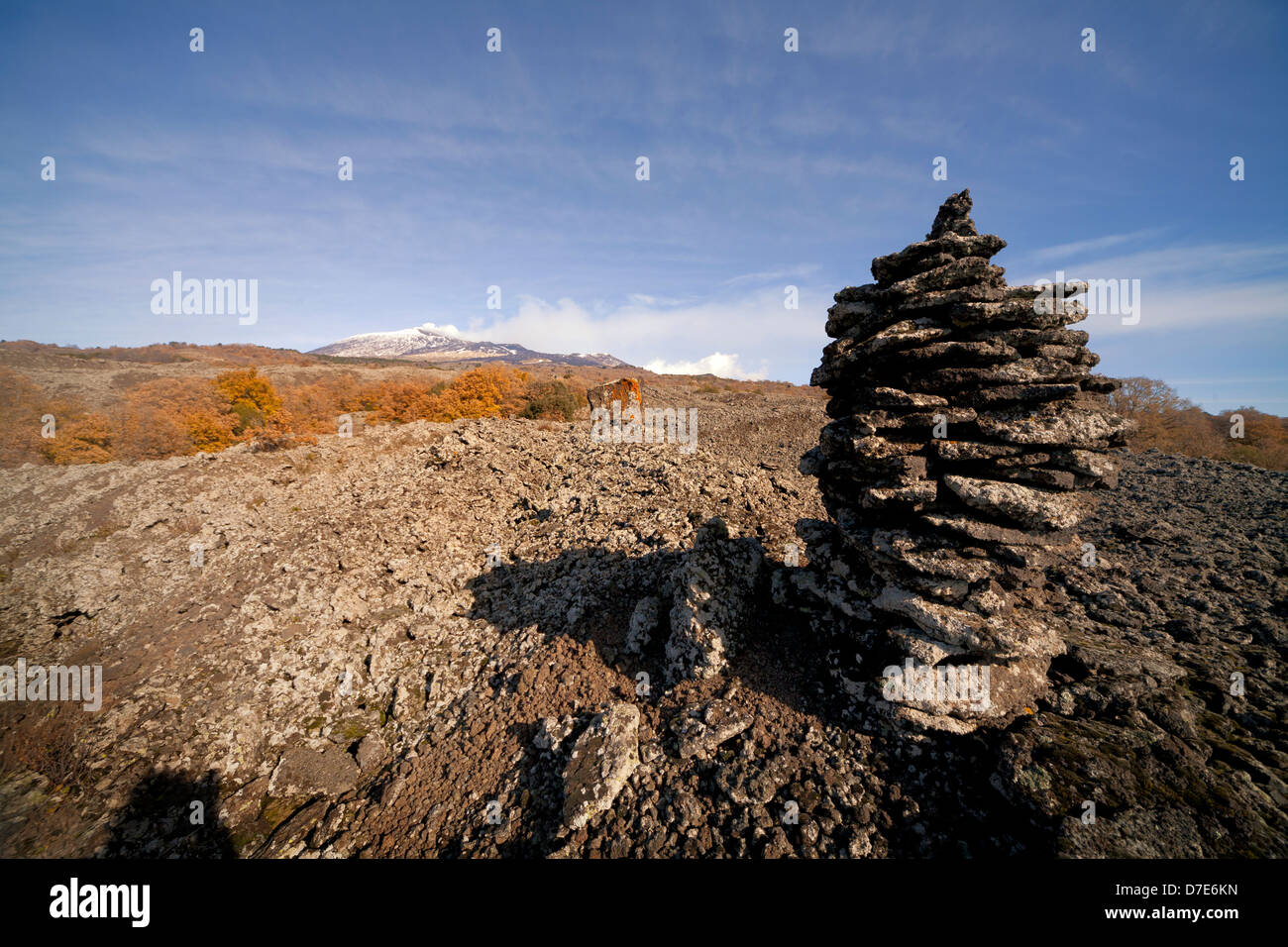 Volcano lava italy hi-res stock photography and images - Alamy