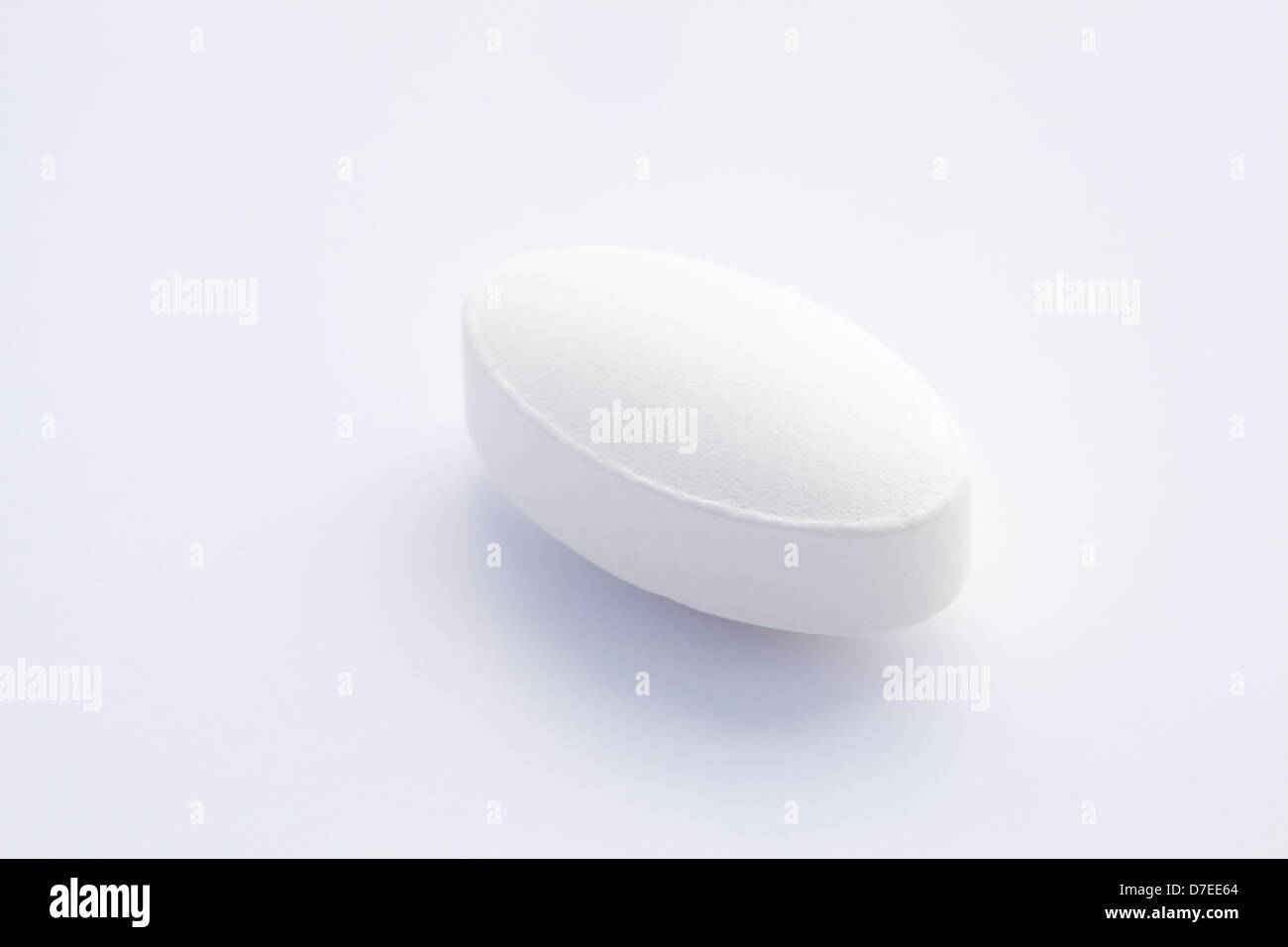 White oval pill hires stock photography and images Alamy