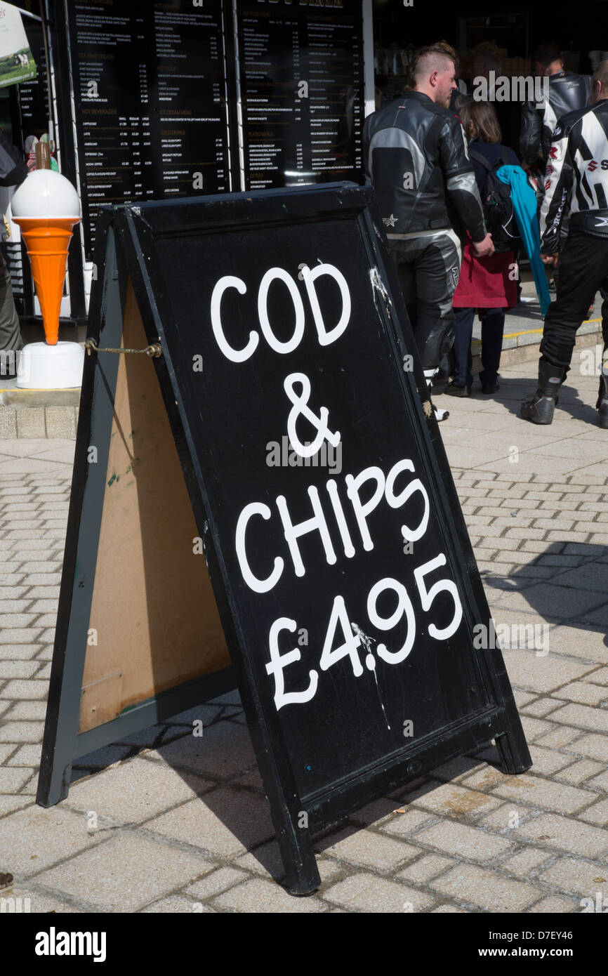 Cod and Chips £4.95 pavement sign Stock Photo - Alamy