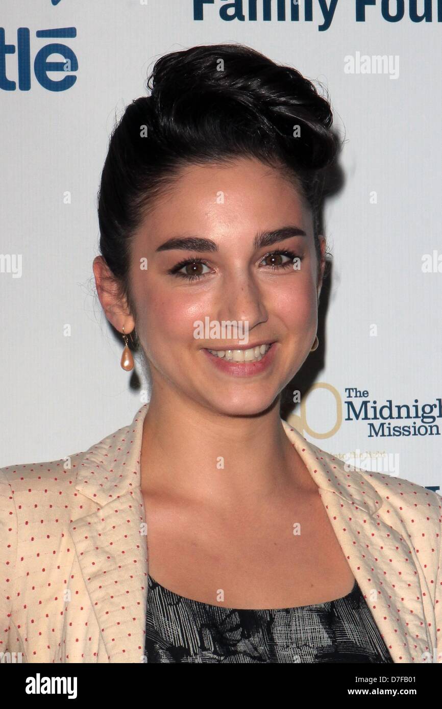 Molly Ephraim&rsquo;s Instagram, Twitter & Facebook on IDCrawl