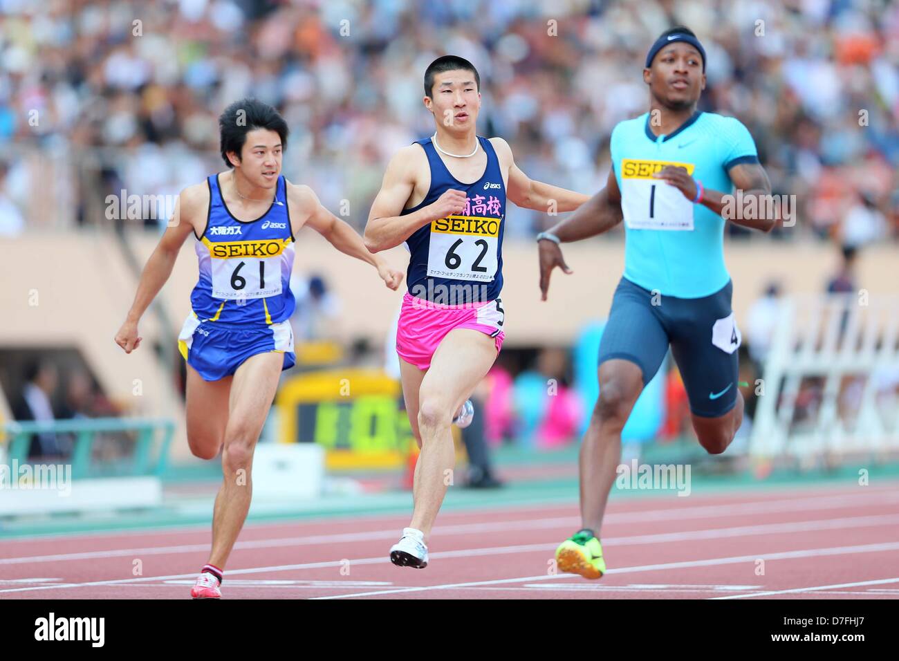 Eriguchi Tokyo, Japan. 5th May 2013. (L-R) Masashi Eriguchi, Yoshihide Kiryu ...