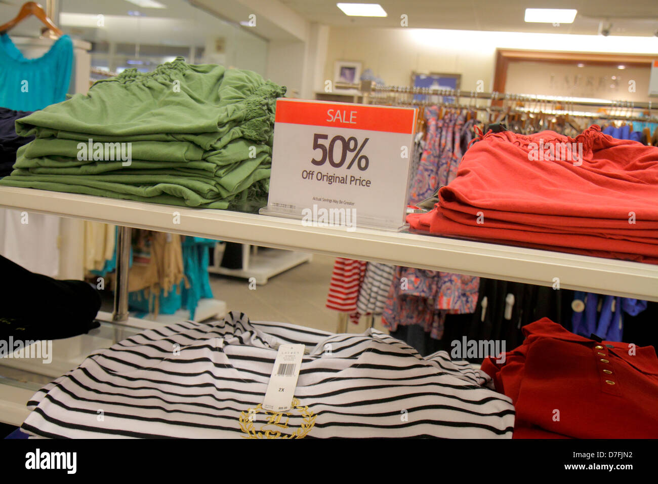Macys brands hi res stock photography and images Page 4 Alamy