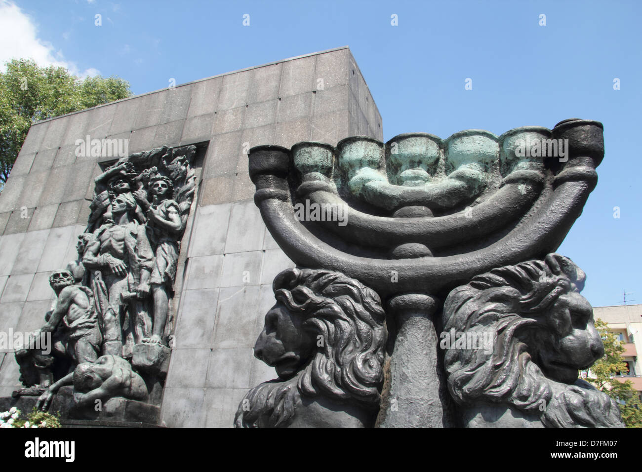 Memorial Monument To Heroes Of Warsaw Ghetto Created By Nathan Rappaport, Located In Warsaw, Poland Stock Photo