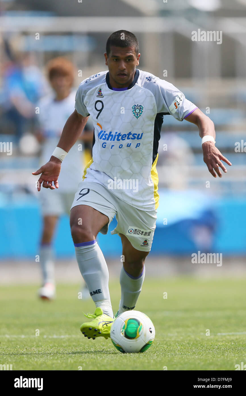 Osmar Francisco Avispa May 6 13 Football Soccer 13 J League Division 2 Between Yokohama Fc 0 1 Avispa Fukuoka At Nhk Spring Mitsuzawa Football Stadium Kanagawa Japan Photo By Yutaka Aflo Sport 1040 Stock Photo Alamy