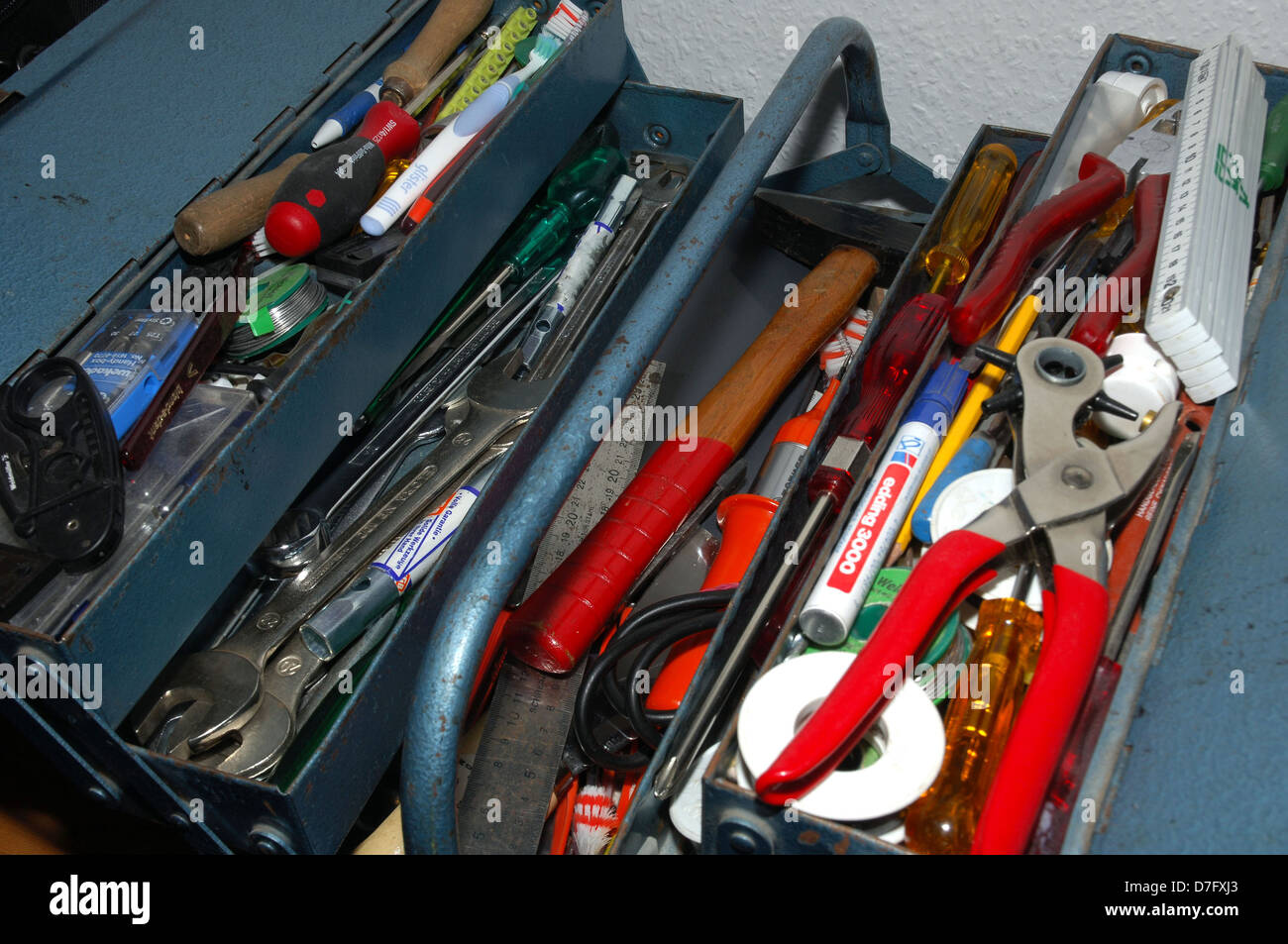 tool box, tool kit, tools, Handwerkzeug, Werkzeug, Stock Photo