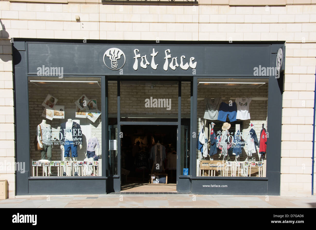 Fat face clothing hi-res stock photography and images - Alamy
