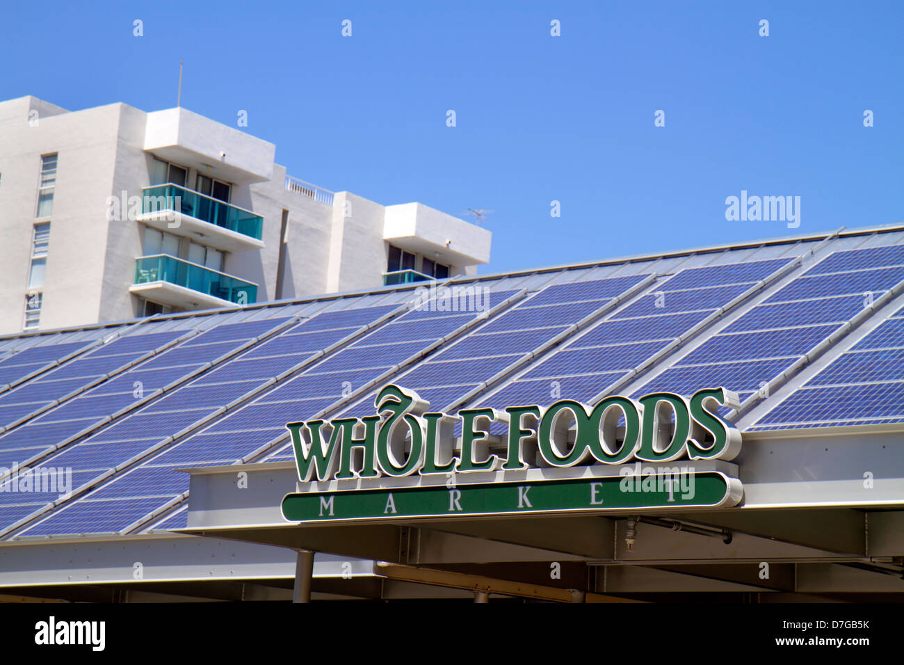 Miami Beach Florida,Alton Road,Whole Foods Market,grocery store,supermarket,solar panels,roof,rooftop,generating electricity,FL120929021 Stock Photo