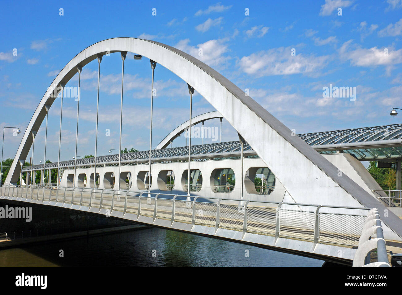 Germany, Lower Saxony, Hannover, Noltemeyer bridge, unique bridge with streetcar stop Stock Photo