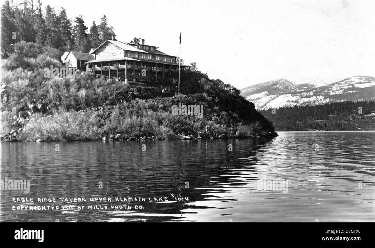 Eagle Ridge Tavern on Upper Klamath Lake Stock Photo Alamy