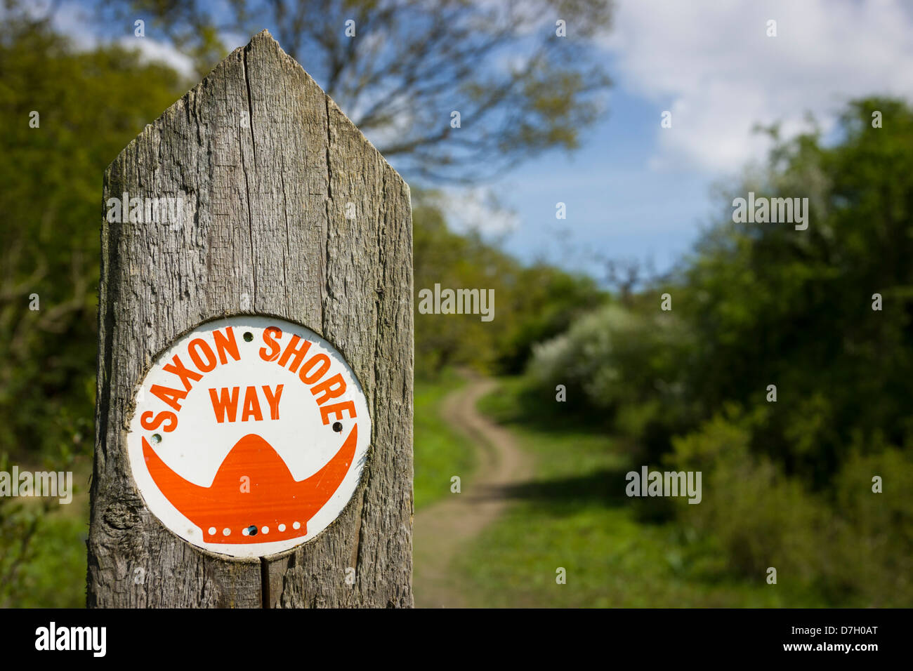 Signpost for the Saxon Shore Way on the Isle of Grain in Kent. The Saxon Shore Way runs from Gravesend in North Kent to Hastings Stock Photo