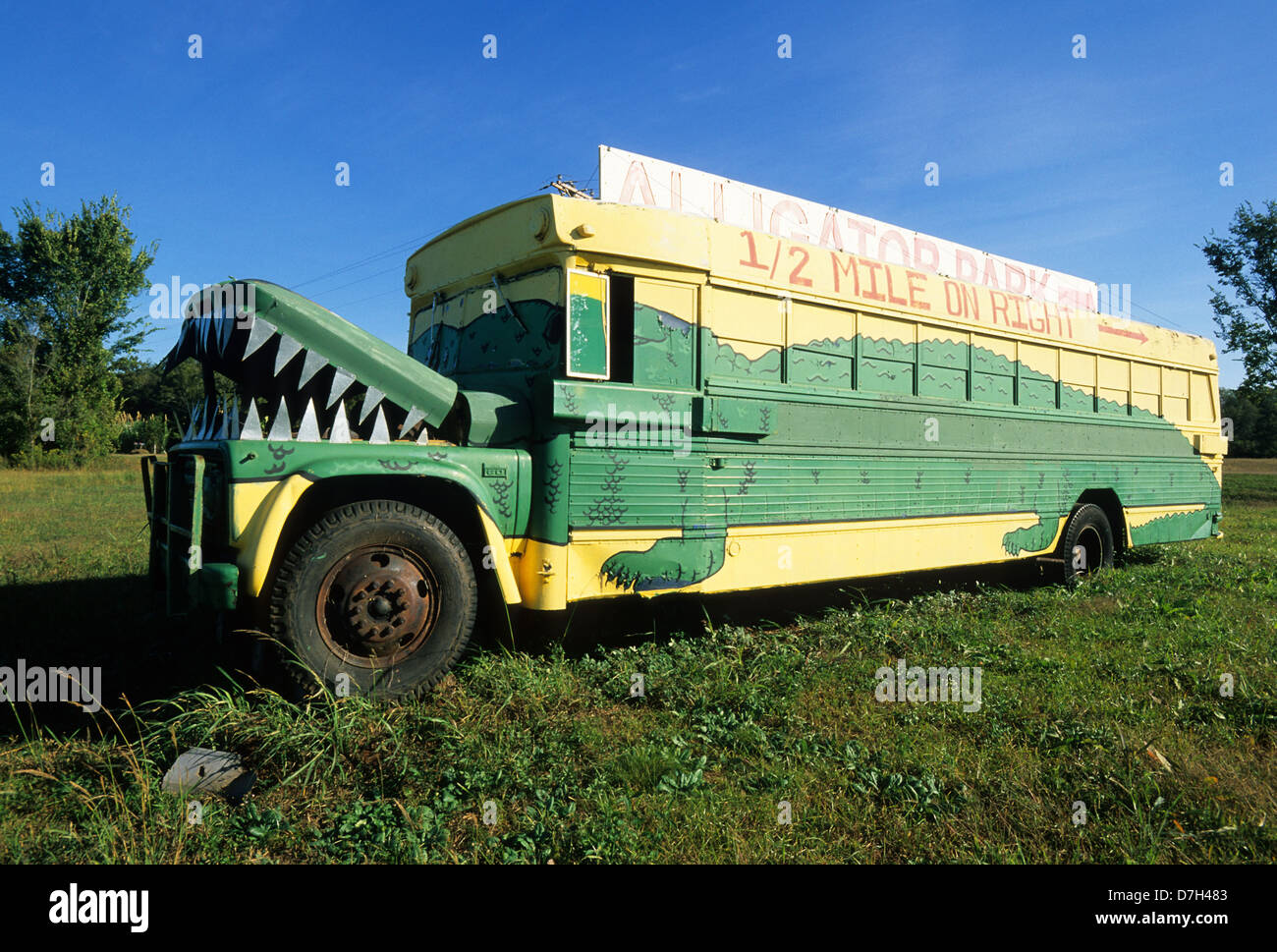 Elk283-2777 Louisiana, Natchitoches, Alligator Park bus Stock Photo