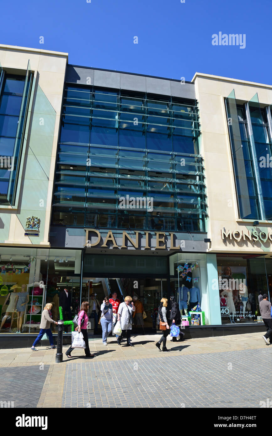 Daniel Department Store, Peascod Street, Windsor, Berkshire, England ...