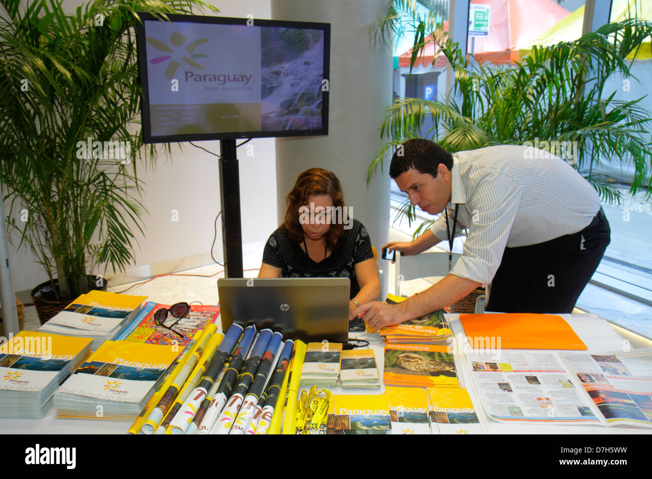 Miami Florida,Book Fair Miami International,event,booth,stand,retail