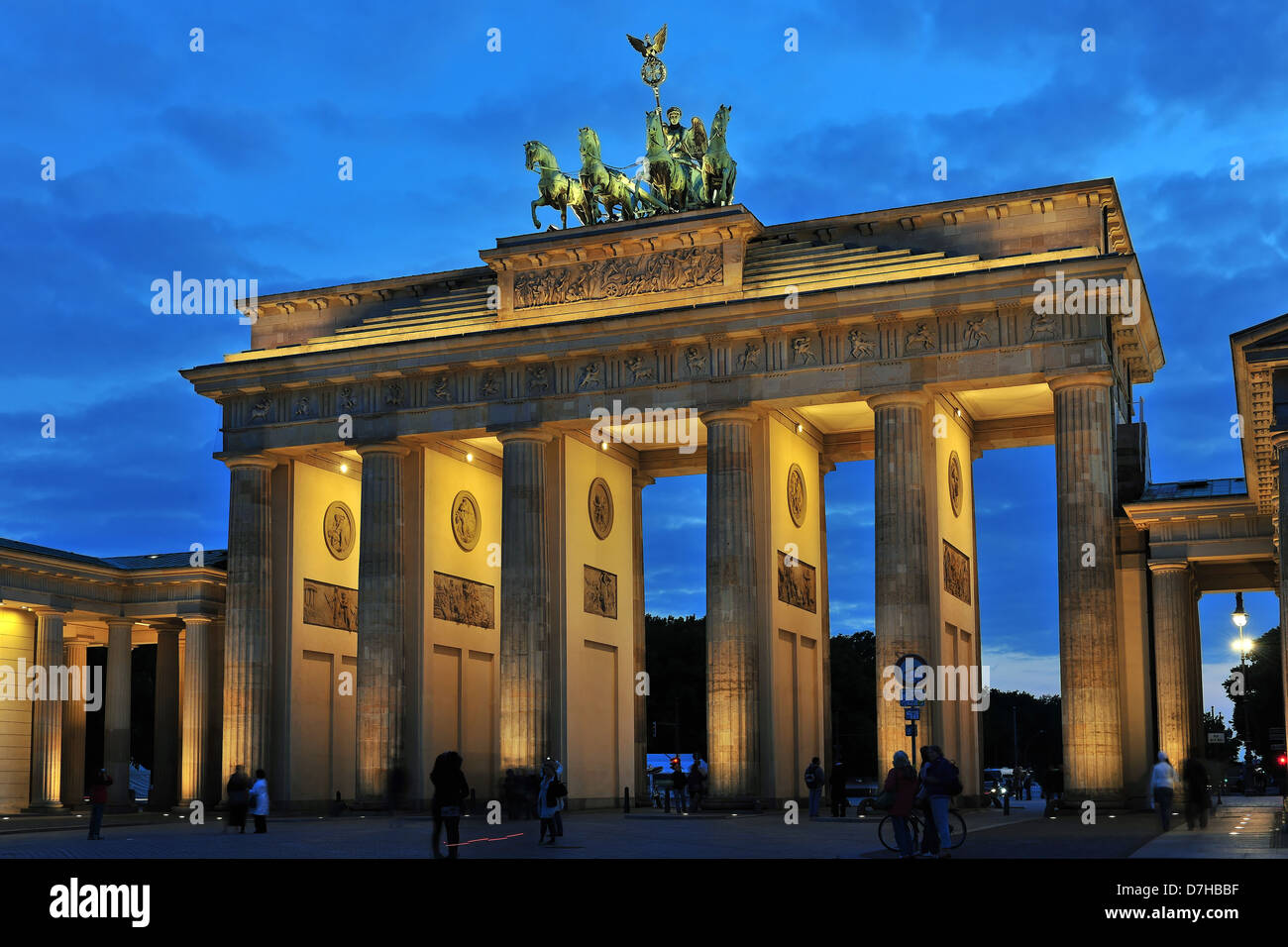 Brandenburg gate berlin wall fall hires stock photography and images