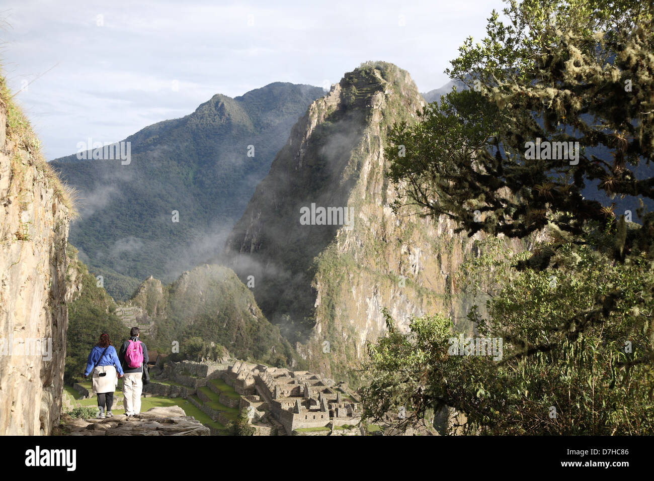Machu picchu sunrise people hi-res stock photography and images - Alamy