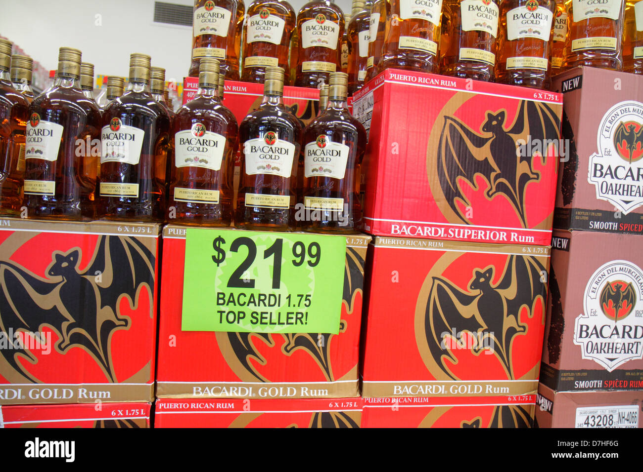 Walgreens liquor store hires stock photography and images Alamy