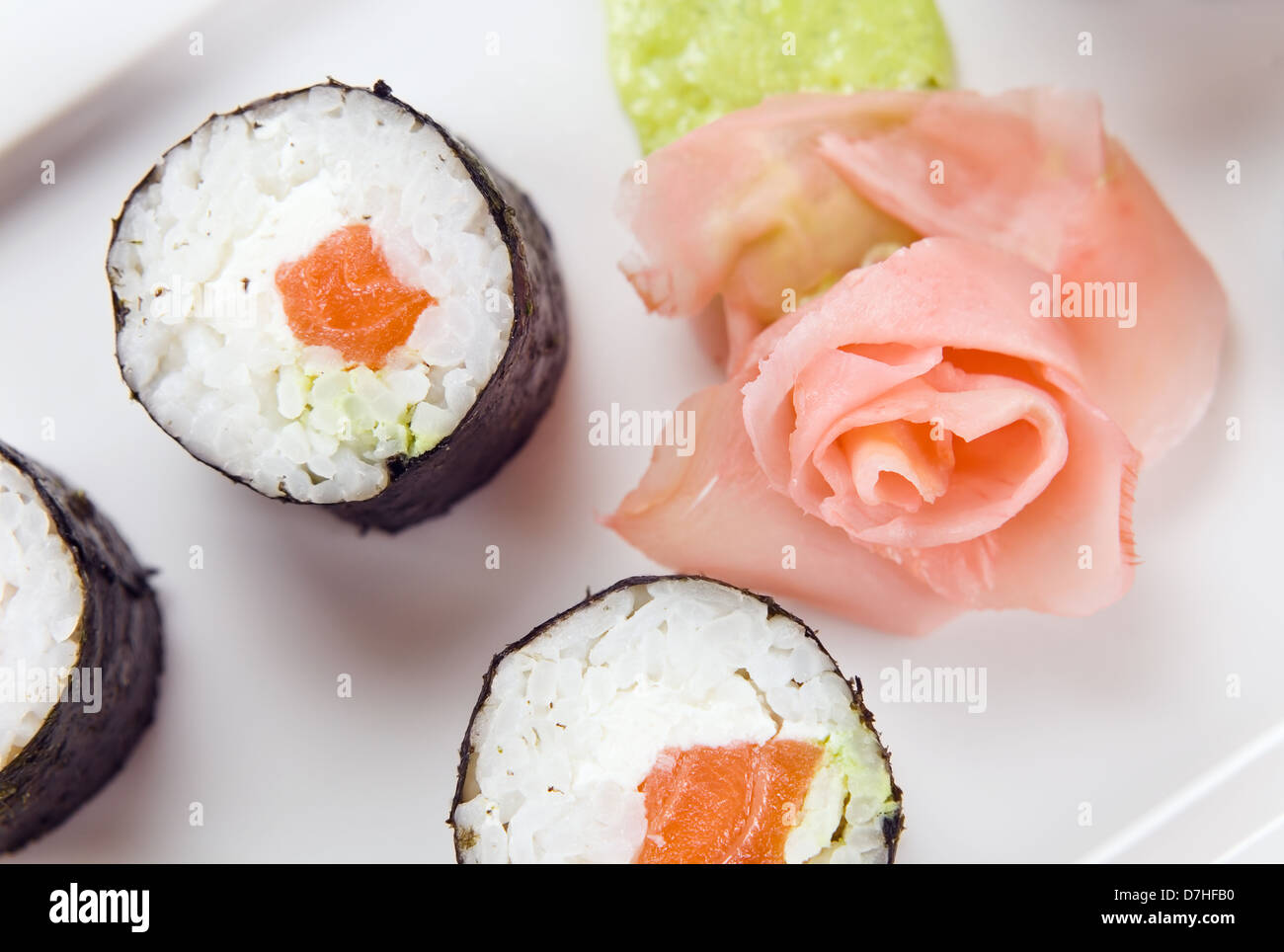 Salmon rose sushi hi-res stock photography and images - Alamy